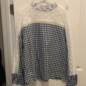 Listicle blouse size Large
